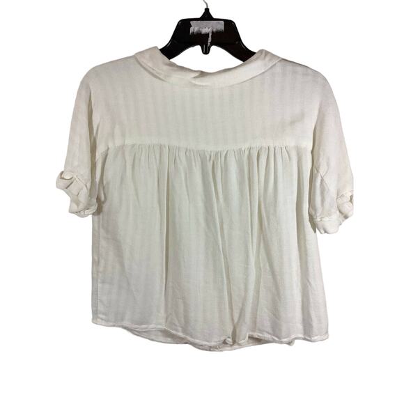 Zara Button-Down Shadow Stripe Short Sleeve White V-Neck Top - Picture 2 of 5